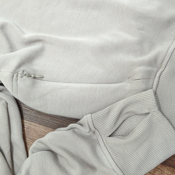 Danskin athletic top size large - Picture 2 of 4